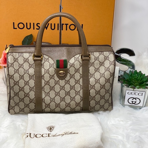 Gucci Handbags - Authentic Vintage Gucci Boston handbag